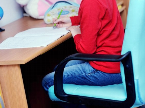 Gyerek forgószék karbantartás és rendelhtetésszerű használat